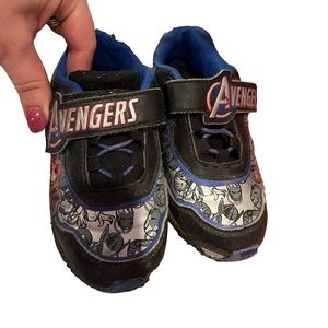 Marvel tennis shoes